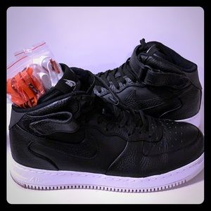 Men’s Nike Air Force 1 Mid SP